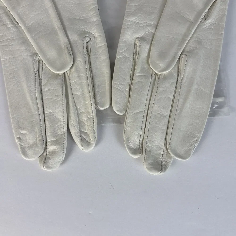 Saks Fifth Avenue VTG Leather Gloves SIlk Lined White Size 6 1/2